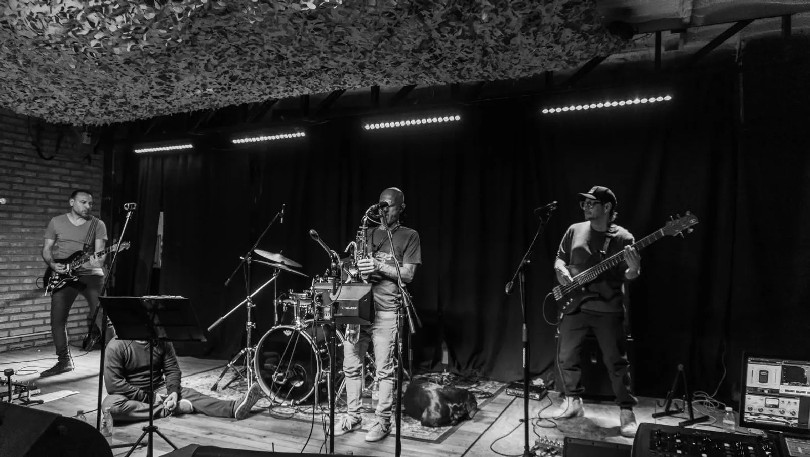 Banda en vivo en La Vieja Estación